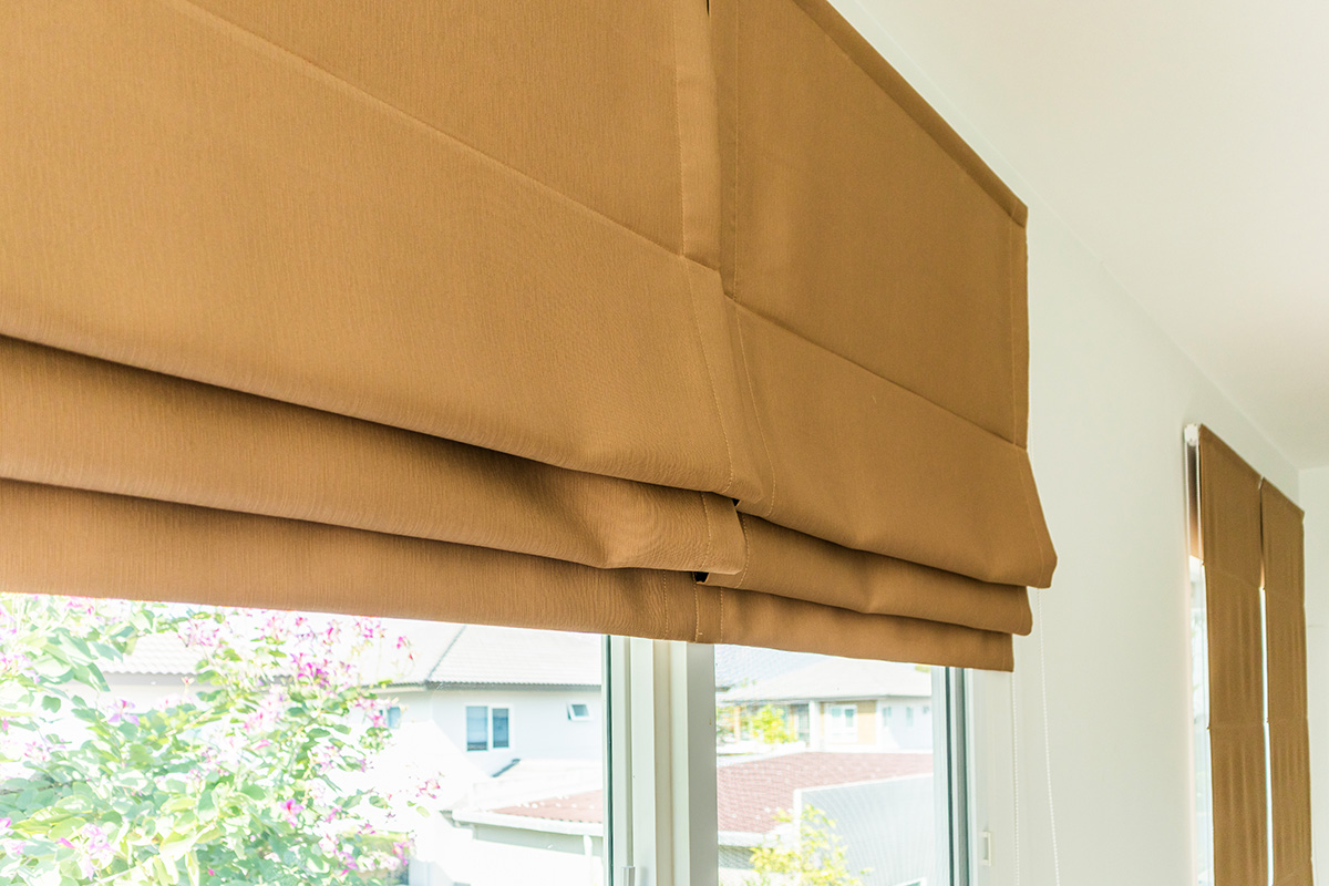 Noise Reducing Roman Blinds